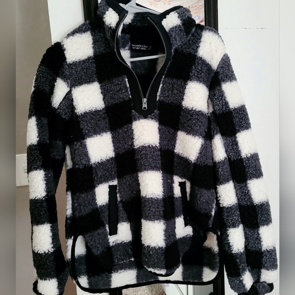 Abercrombie & Fitch softAF Sherpa - Picture 3 of 4